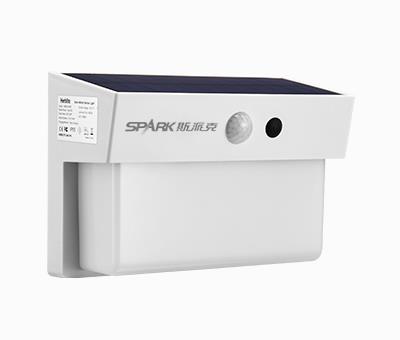 太陽能LED智能壁燈的性能特徵 -  -4-曹千紅